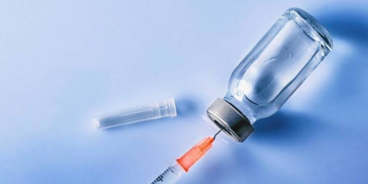 帶狀疱疹（生蛇）疫苗 -- Yeung Ho Hong, 楊浩康